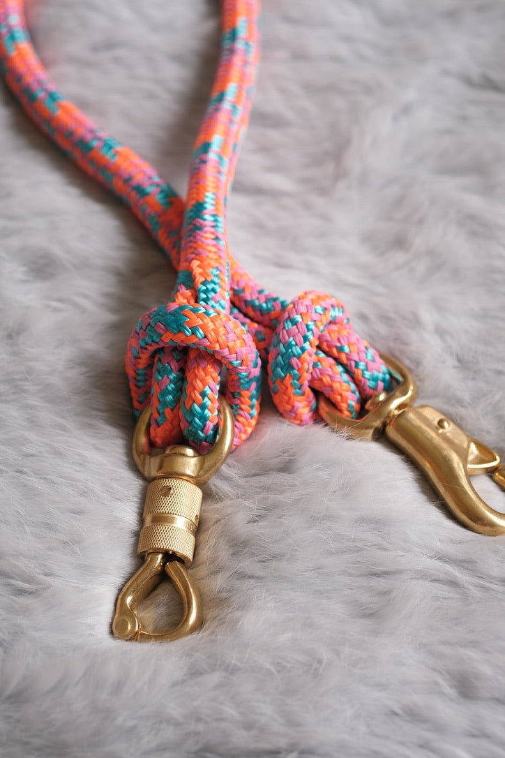 Float / Cross Tie