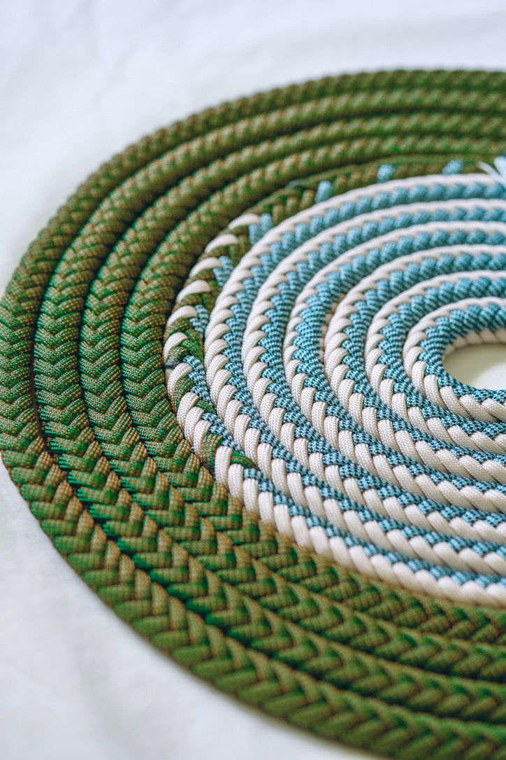 Ombré Paracord Mecate, "Sea Dragon", 8 Strand